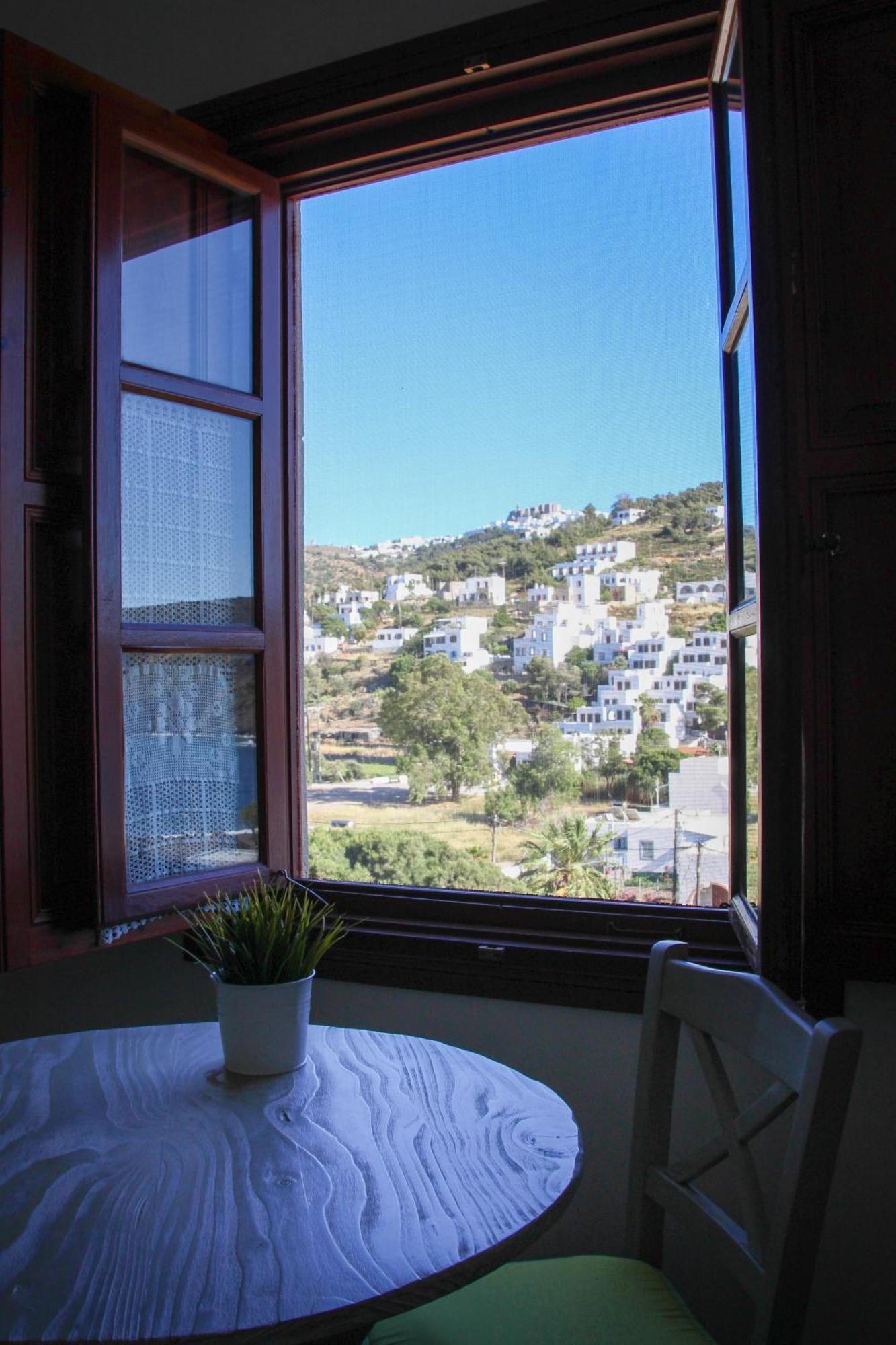 الشقق الفندقية سكالافي  Mistral-Patmos المظهر الخارجي الصورة