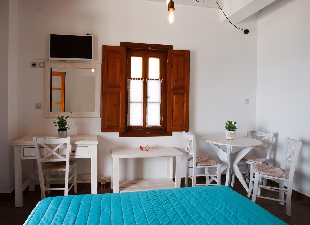 الشقق الفندقية سكالافي  Mistral-Patmos الغرفة الصورة